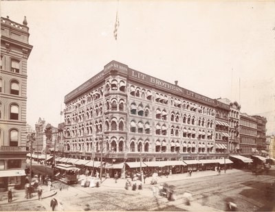 Lit Brothers, Market Street bij 8th, Noordoostelijke hoek, 1898 door American Photographer